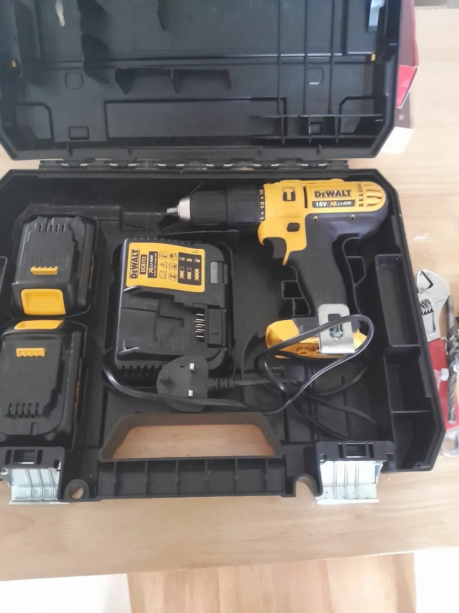 Dewalt drill - Image 3