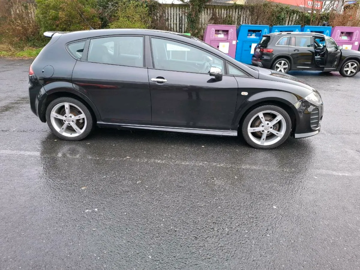Seat Leon - Image 2