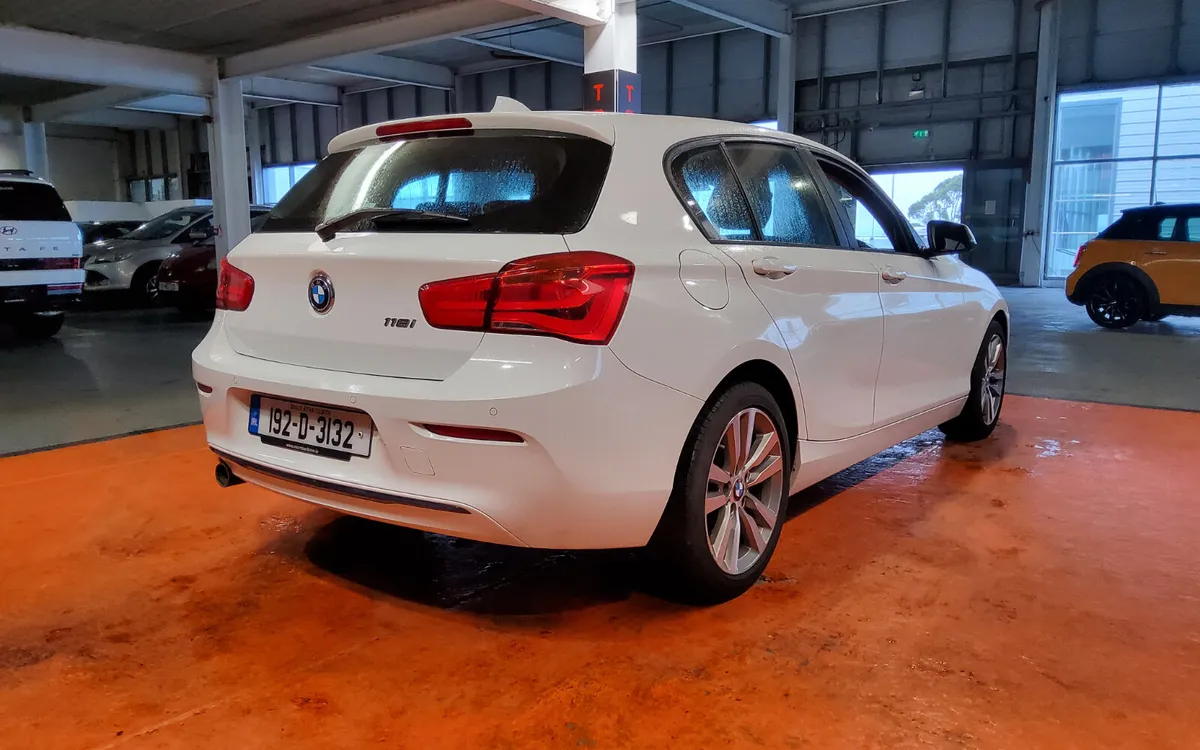 BMW 1-Series 2019 - Image 3