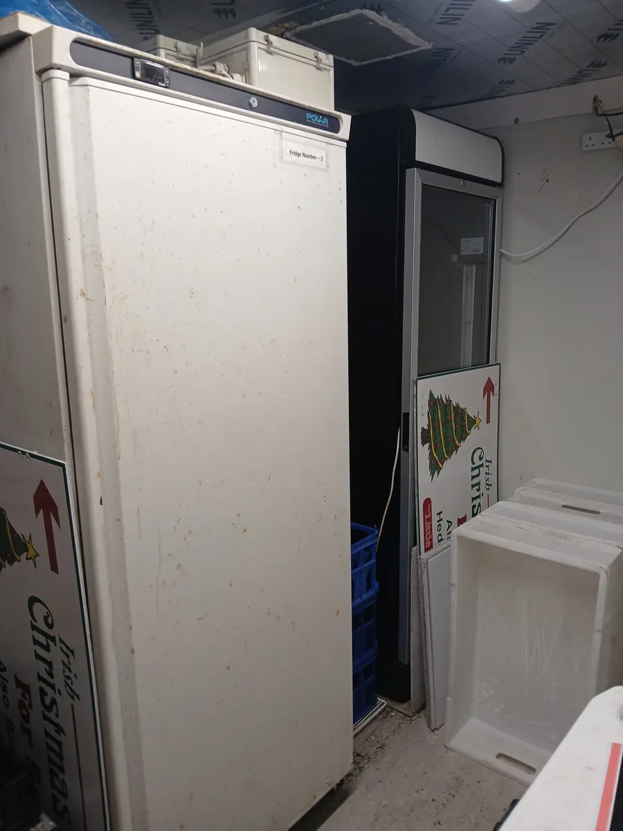 Display fridge - Image 1
