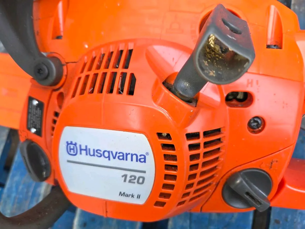 Husqvarna 120 chainsaw - Image 3