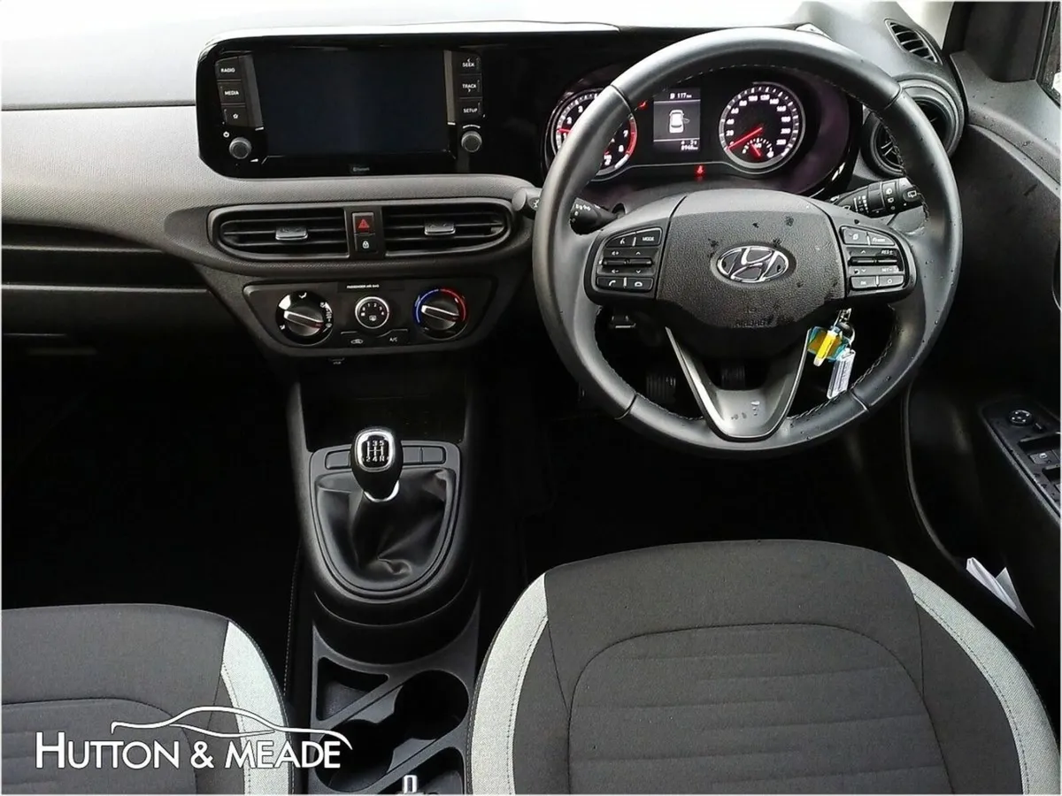 Hyundai i10 Delux Plus 1.0 Petrol 5dr - Image 4