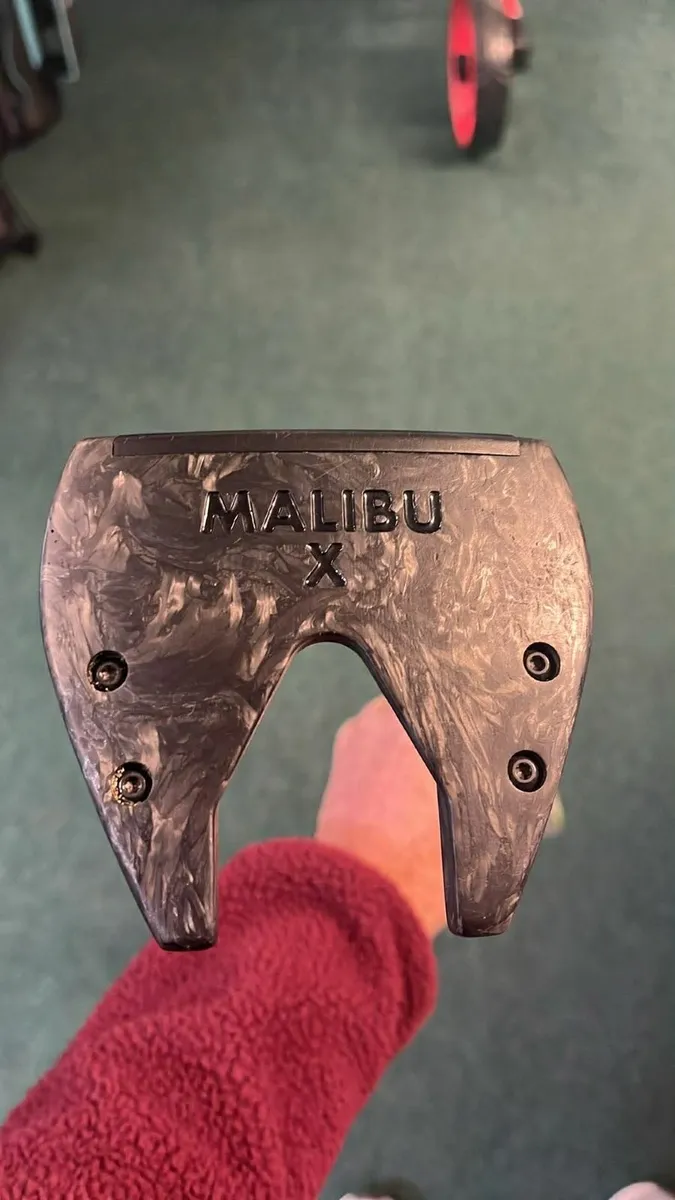 LA Golf Malibu X 34.5  Superstroke Wrist lock €265 - Image 1