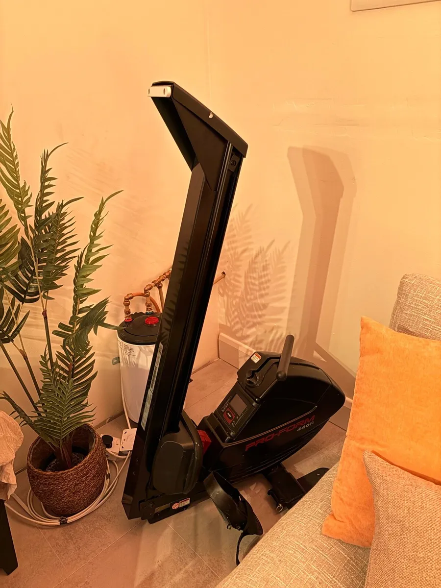 ProForm 440R Rowing Machine - Image 1