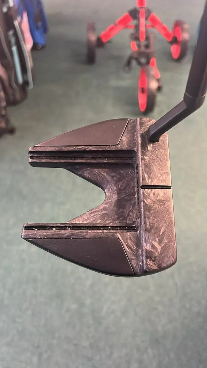 LA Golf Malibu X 34.5  Superstroke Wrist lock €265 - Image 4