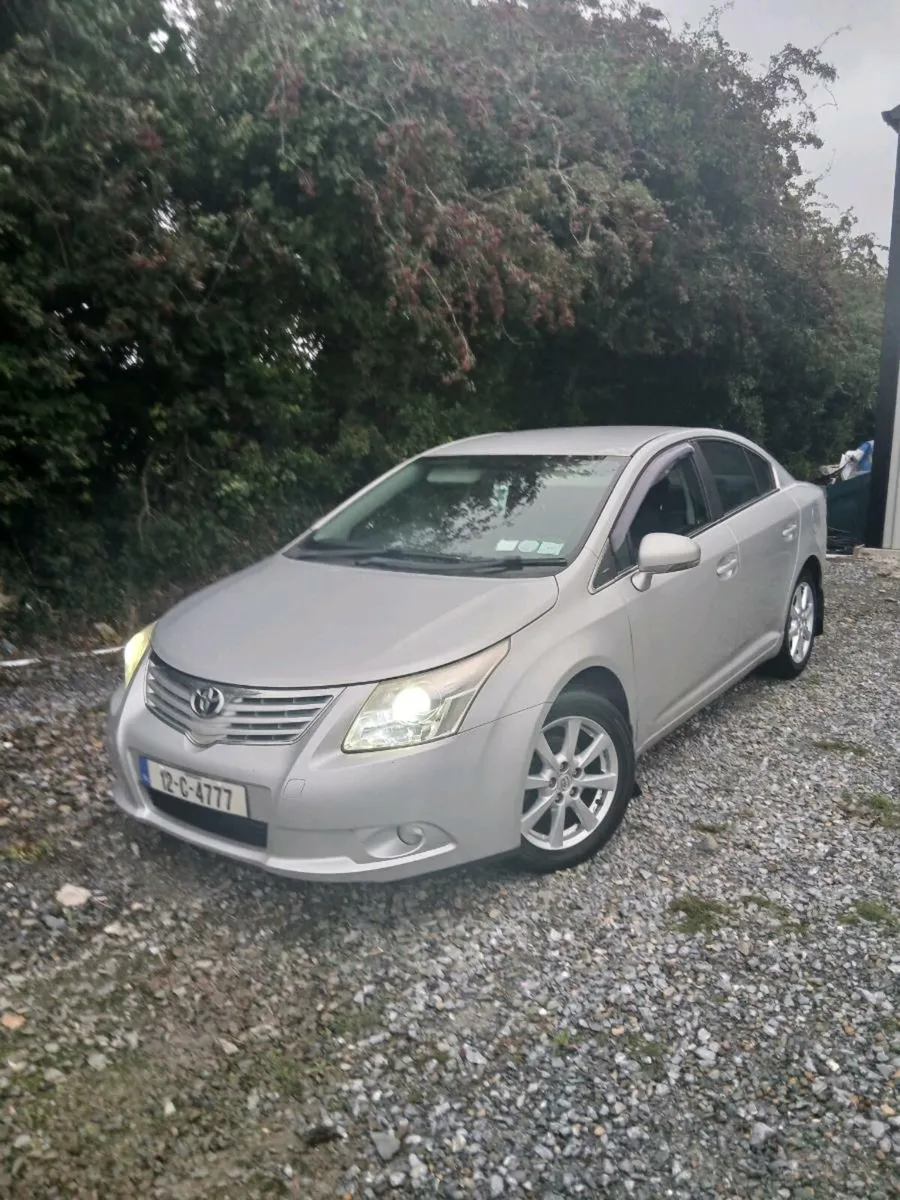 Toyota Avensis - Image 1