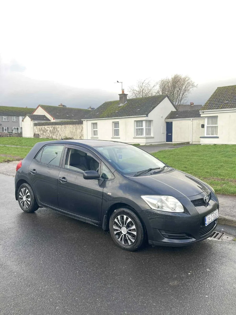 Toyota Auris 2009 - Image 4