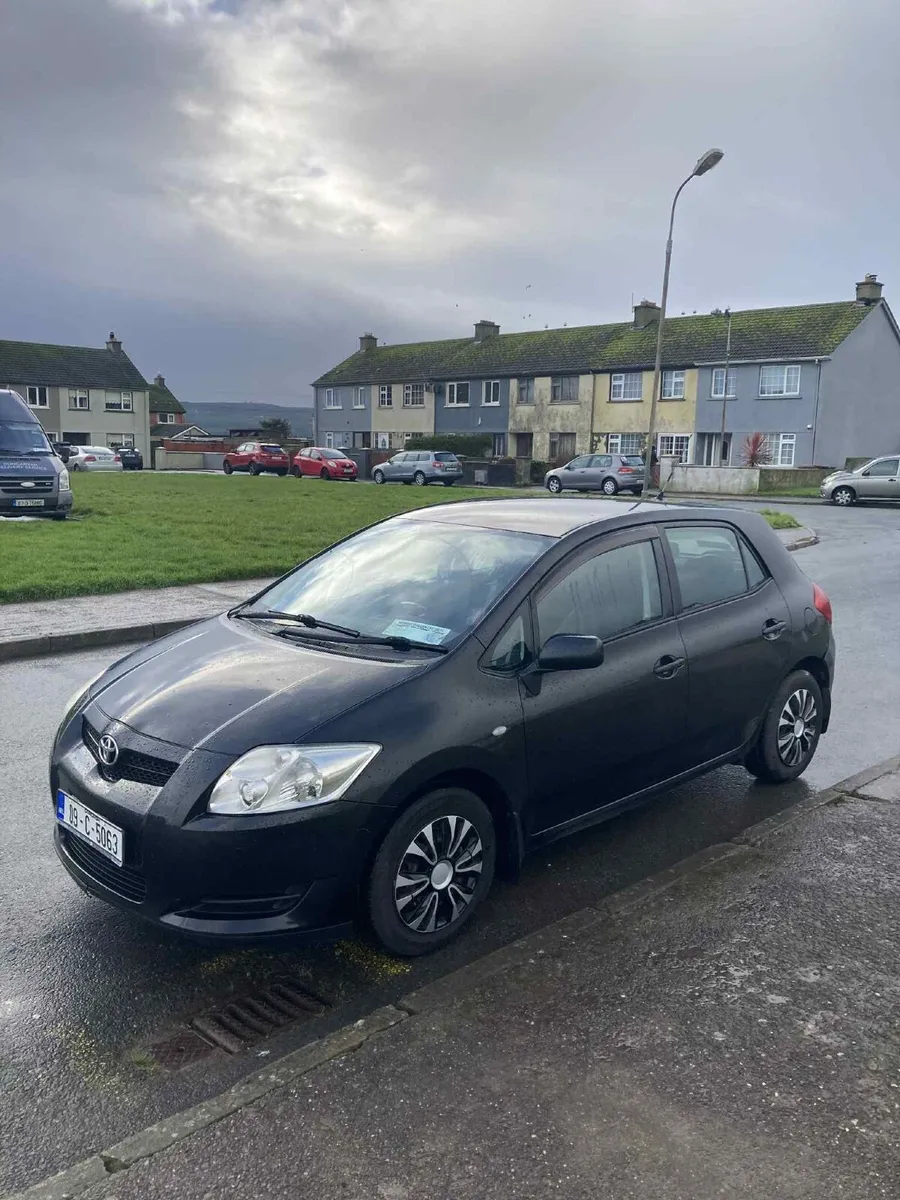 Toyota Auris 2009 - Image 3