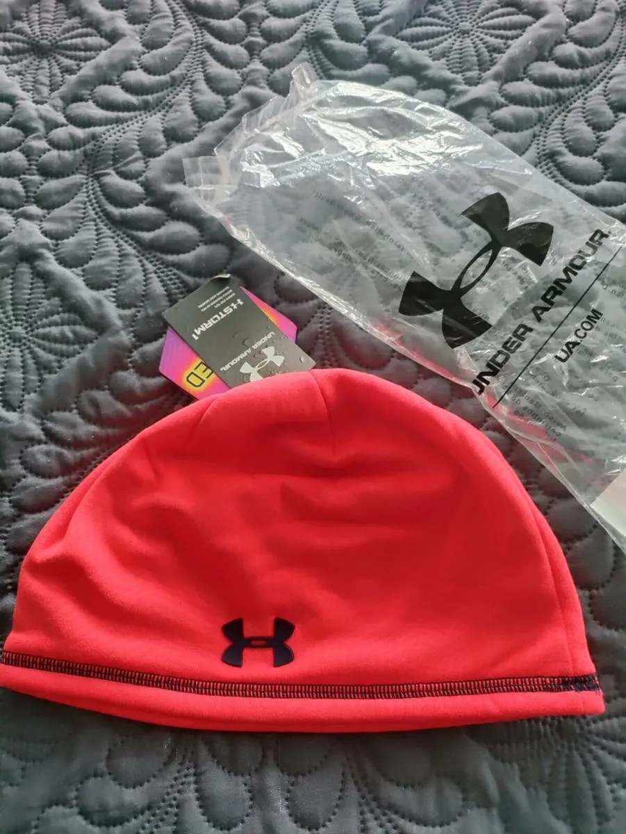 Under Armour ColdGear Storm beanie New - Image 1