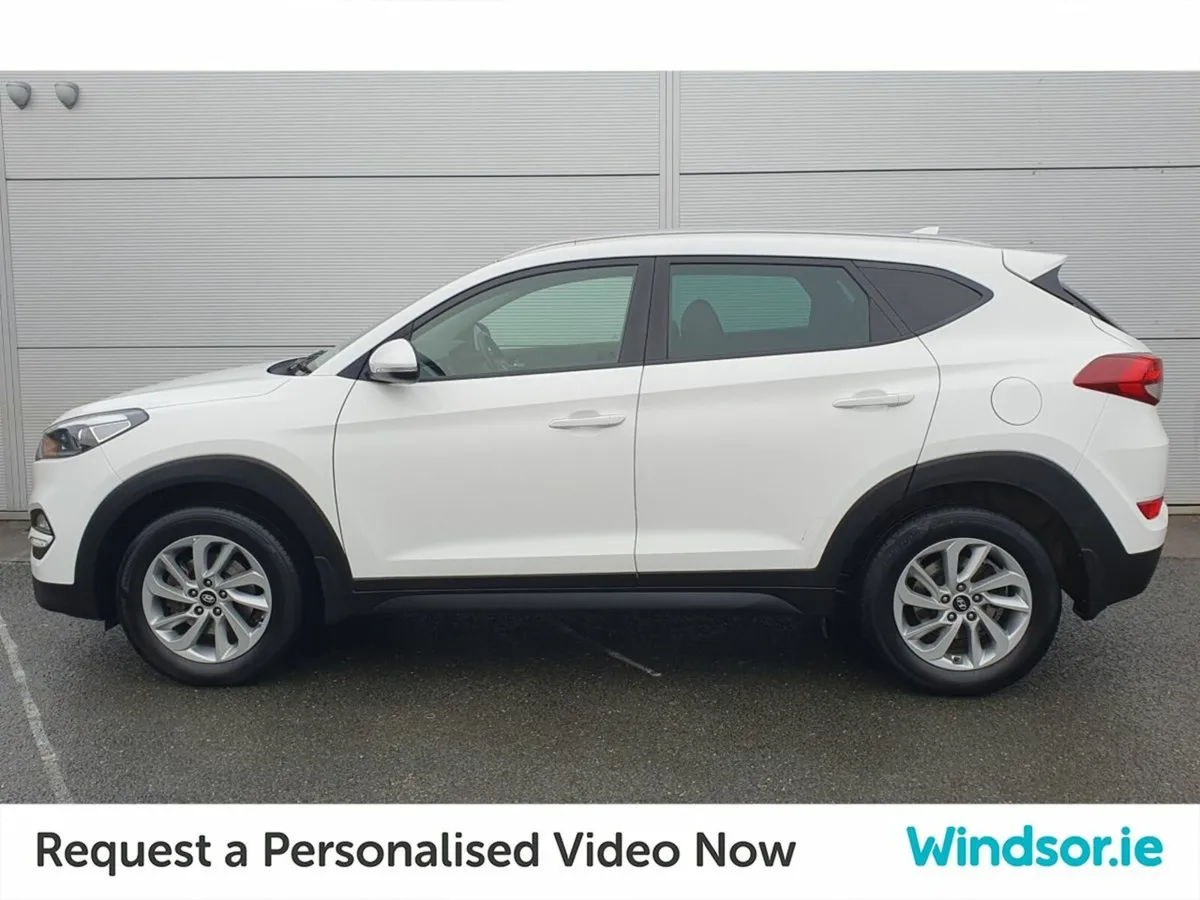 Hyundai Tucson 1.7 D Executive SE - Image 4
