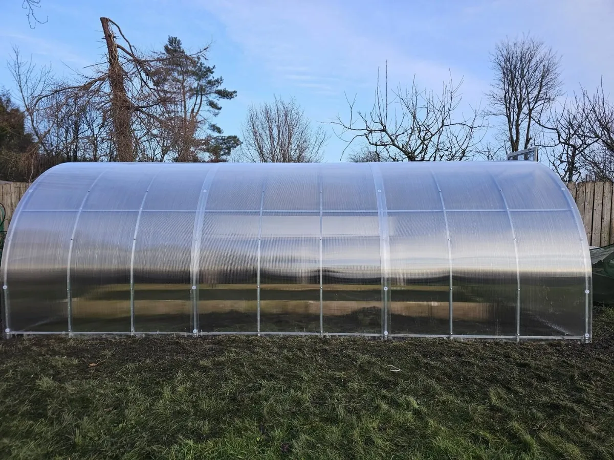 Polycarbonate greenhouses - Image 4