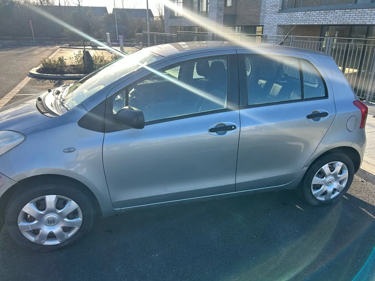 Toyota Yaris - Image 4