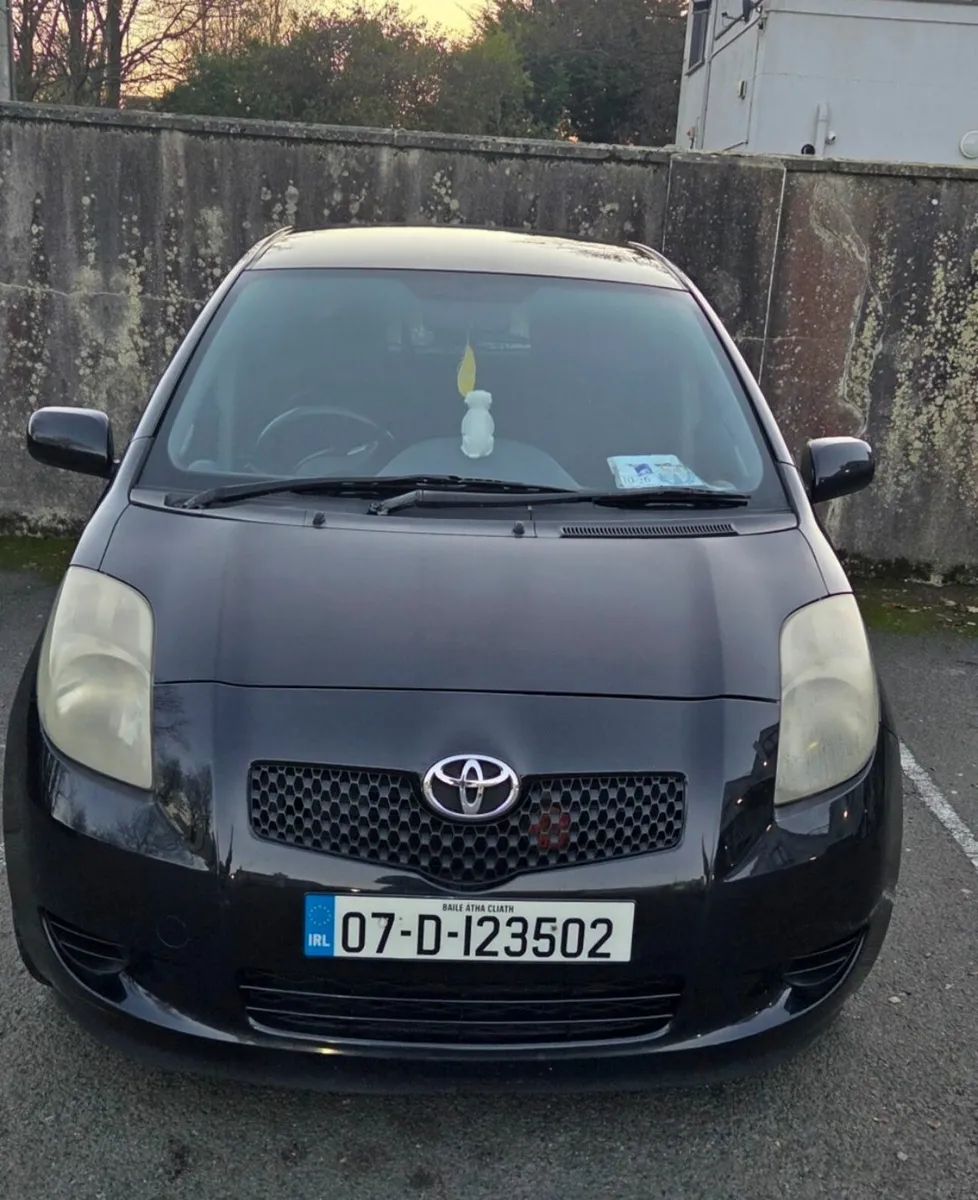 Toyota Yaris 2007 - Image 1