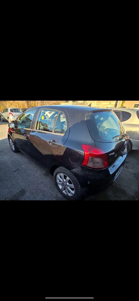 Toyota Yaris 2007 - Image 4