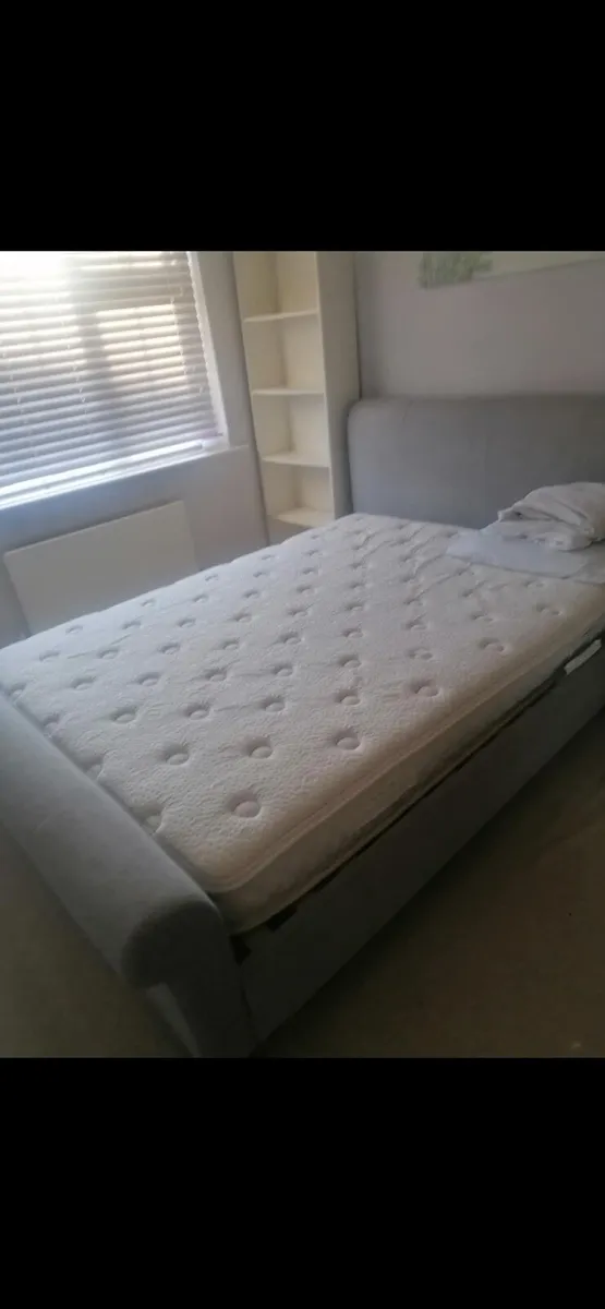 kings size bed with king size mattress - Image 3