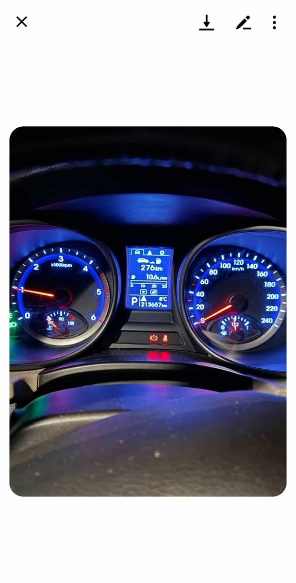 Hyundai Santa Fe 2013 - Image 2