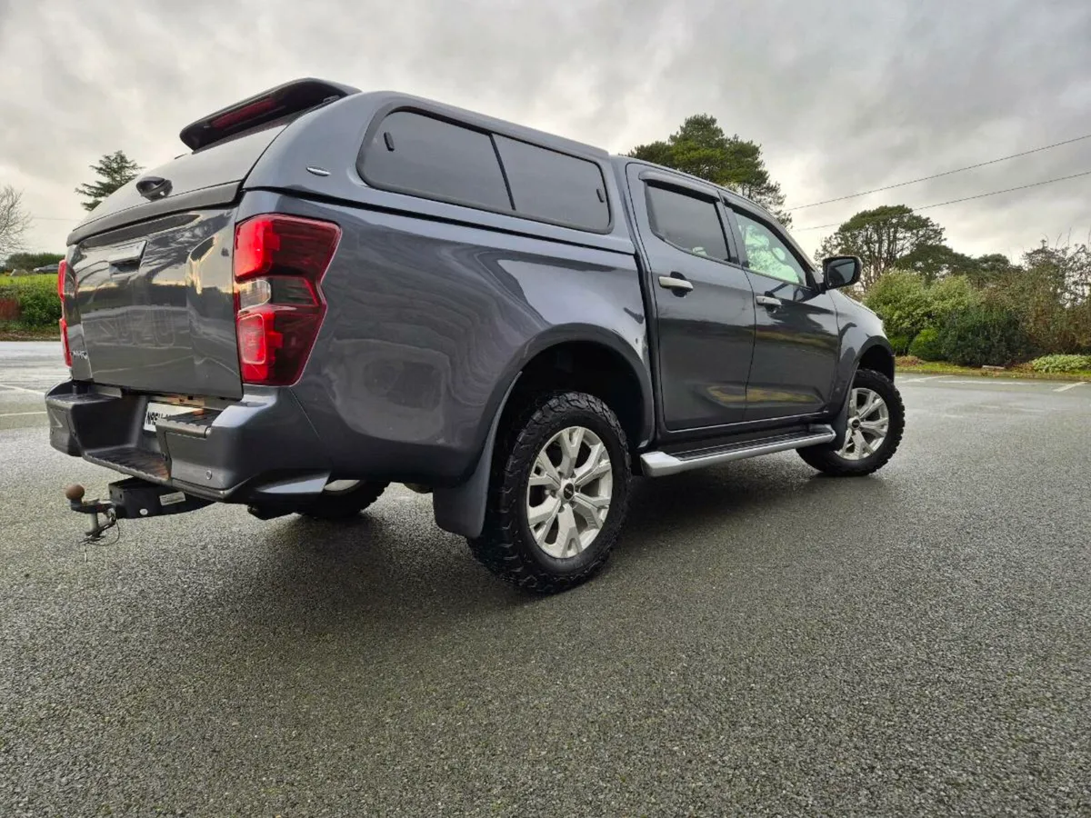 2023 isuzu d max. No VAT - Image 4