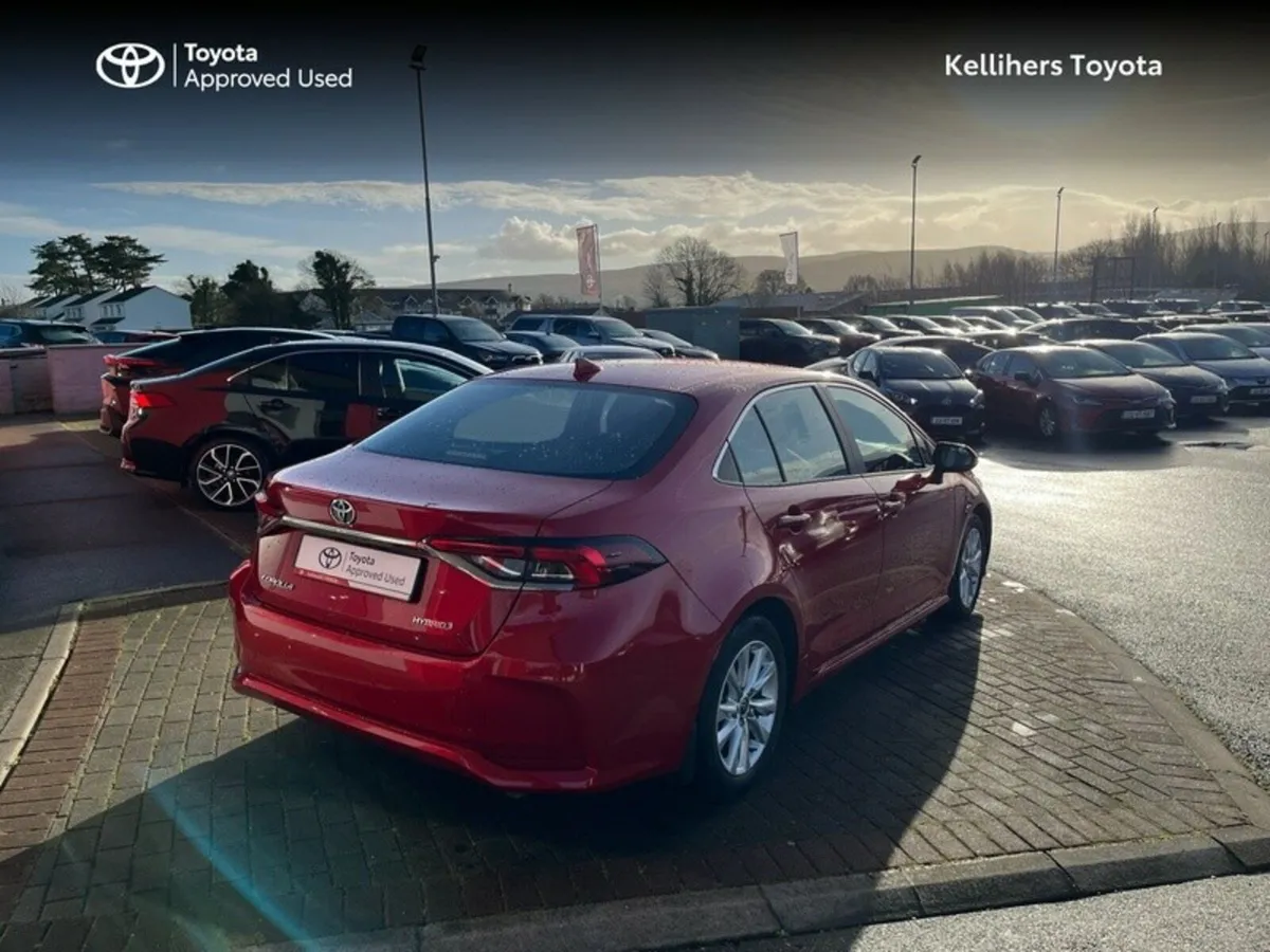 Toyota Corolla COROLLA LUNA SALOON - Image 2