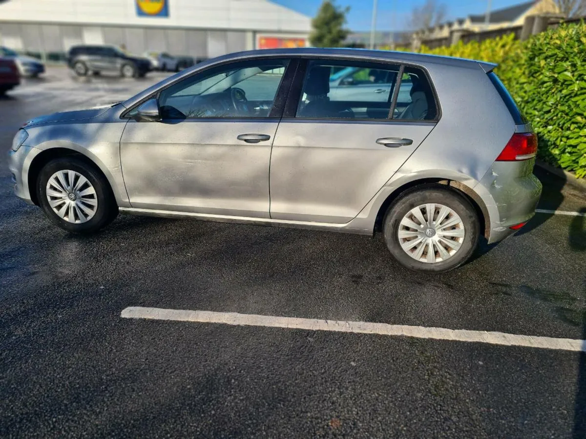 142 VW GOLF 1.2 PETROL - Image 4