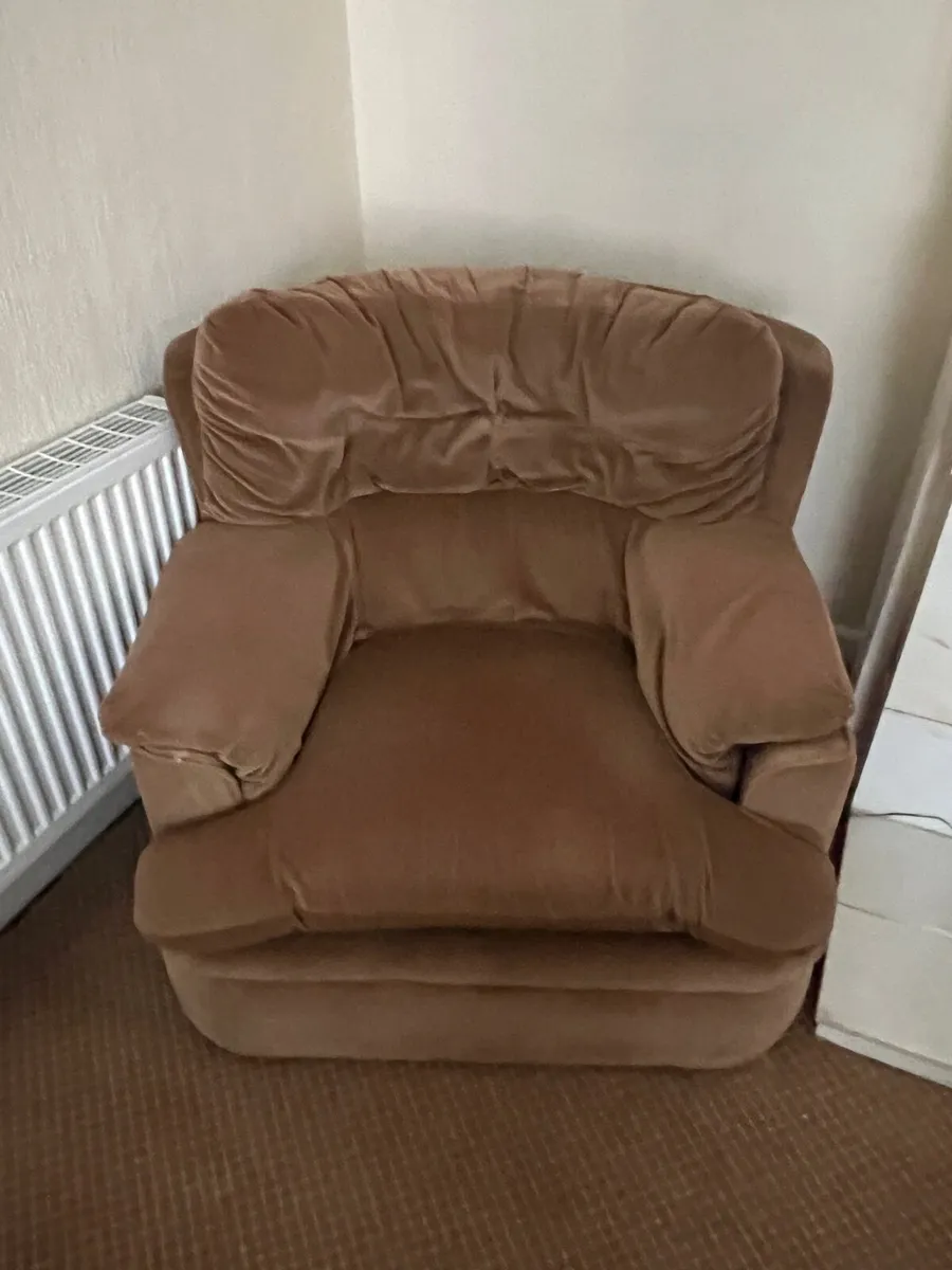 5 Piece Living Room Suite - Image 2