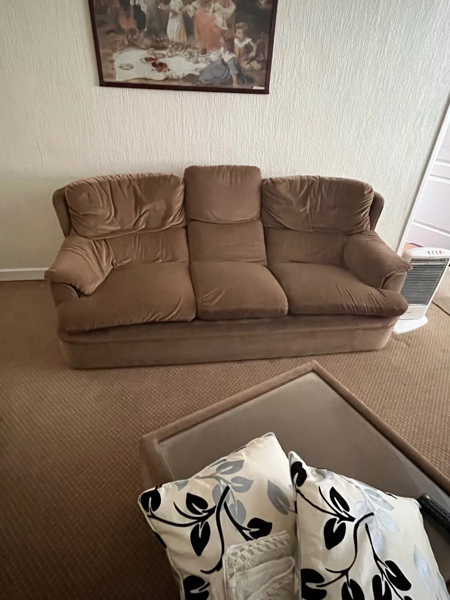 5 Piece Living Room Suite - Image 4