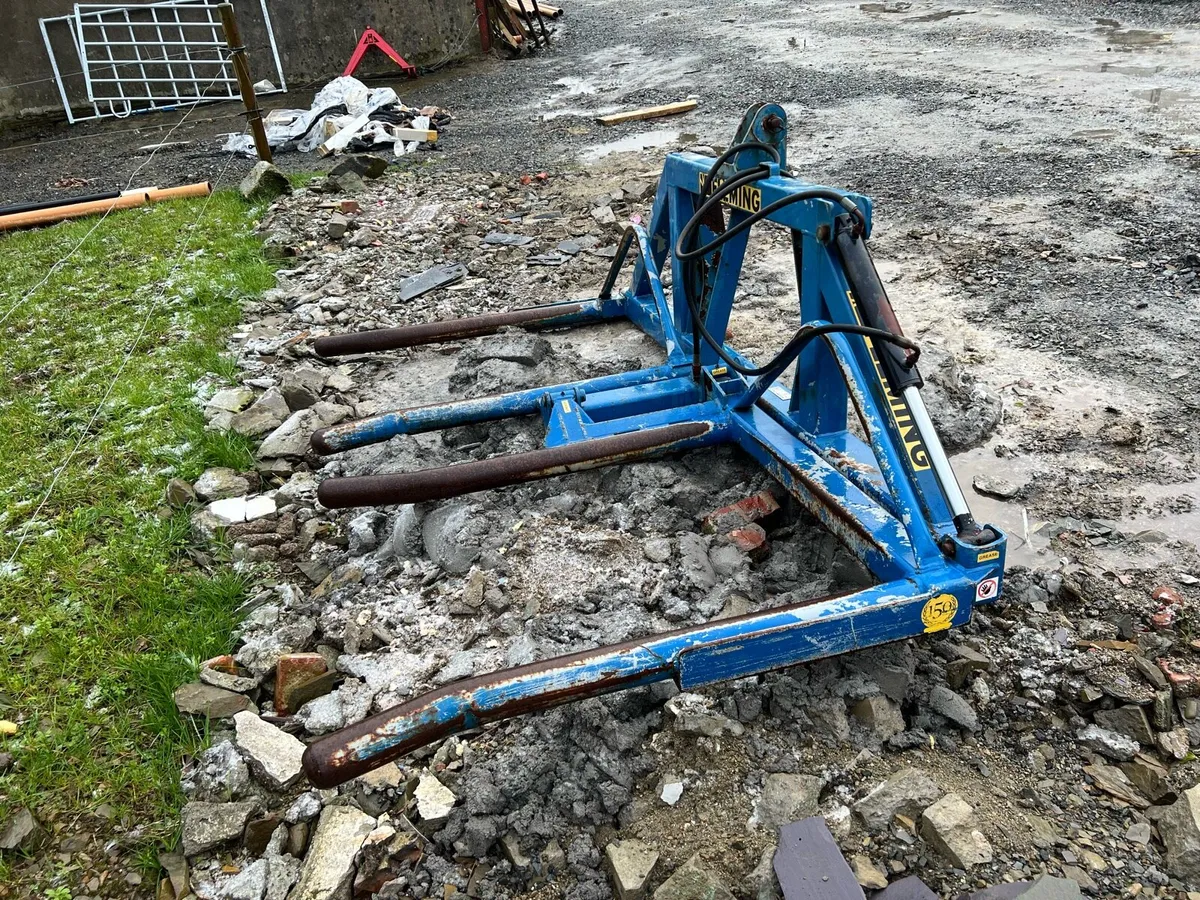 Fleming Bale Lifter - Image 2