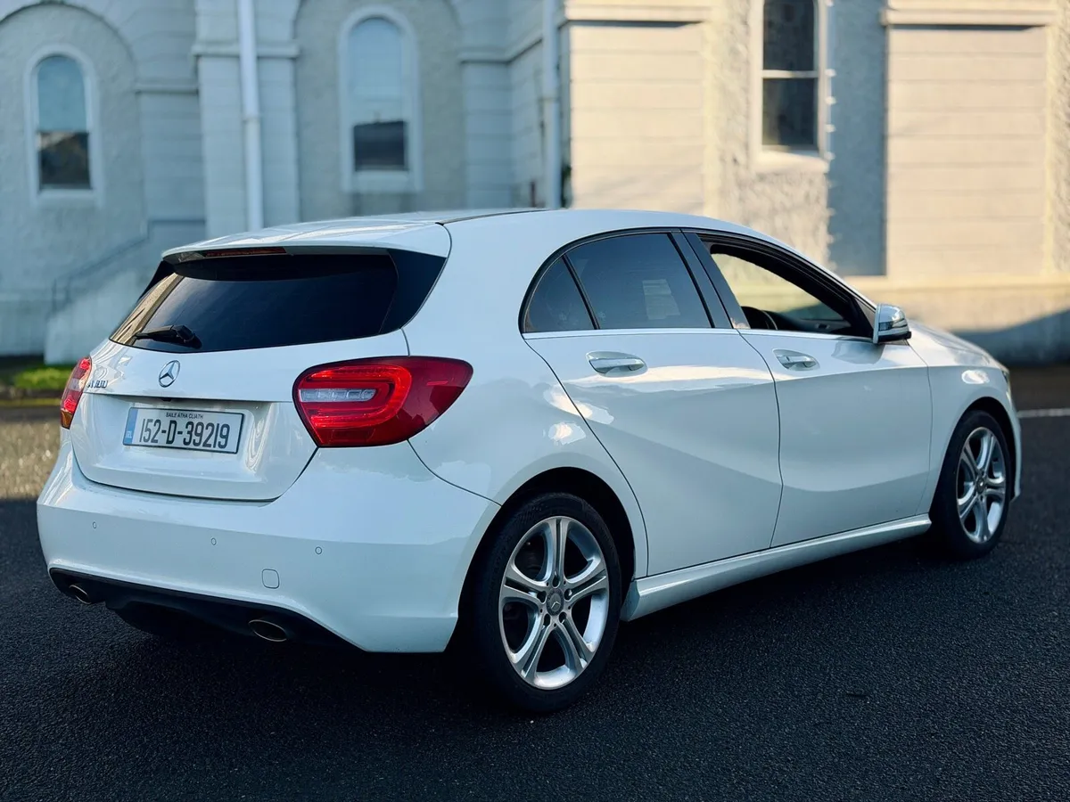 2015 MERCEDES A180 AUTO - Image 3