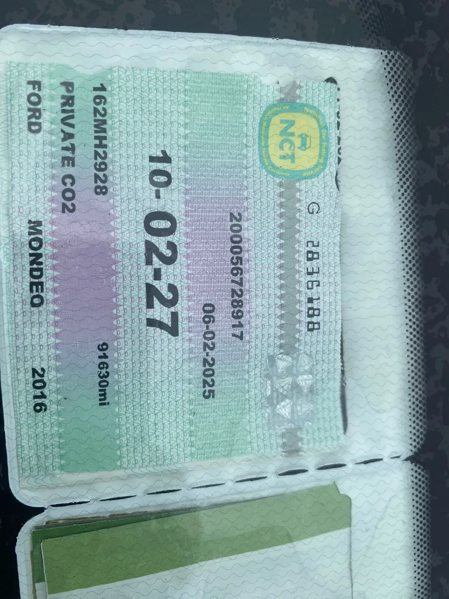 Low miles  Ford Mondeo 2016 Zetec diesel €6990 - Image 3