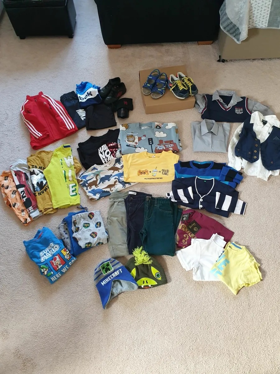 Boys clothes  6-7 - Image 1