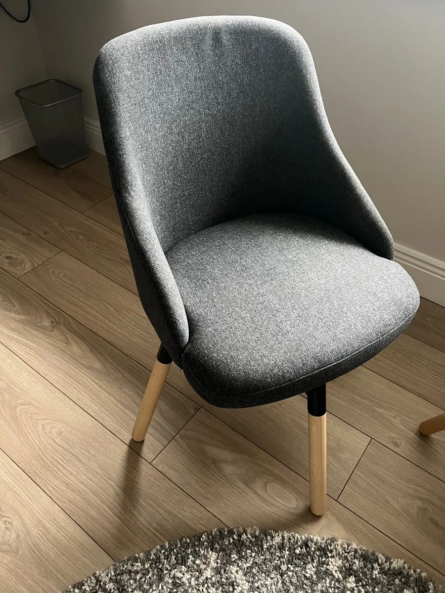 Ikea ‘Janolof’ Swivel  Dining Chairs x 2 - Image 4
