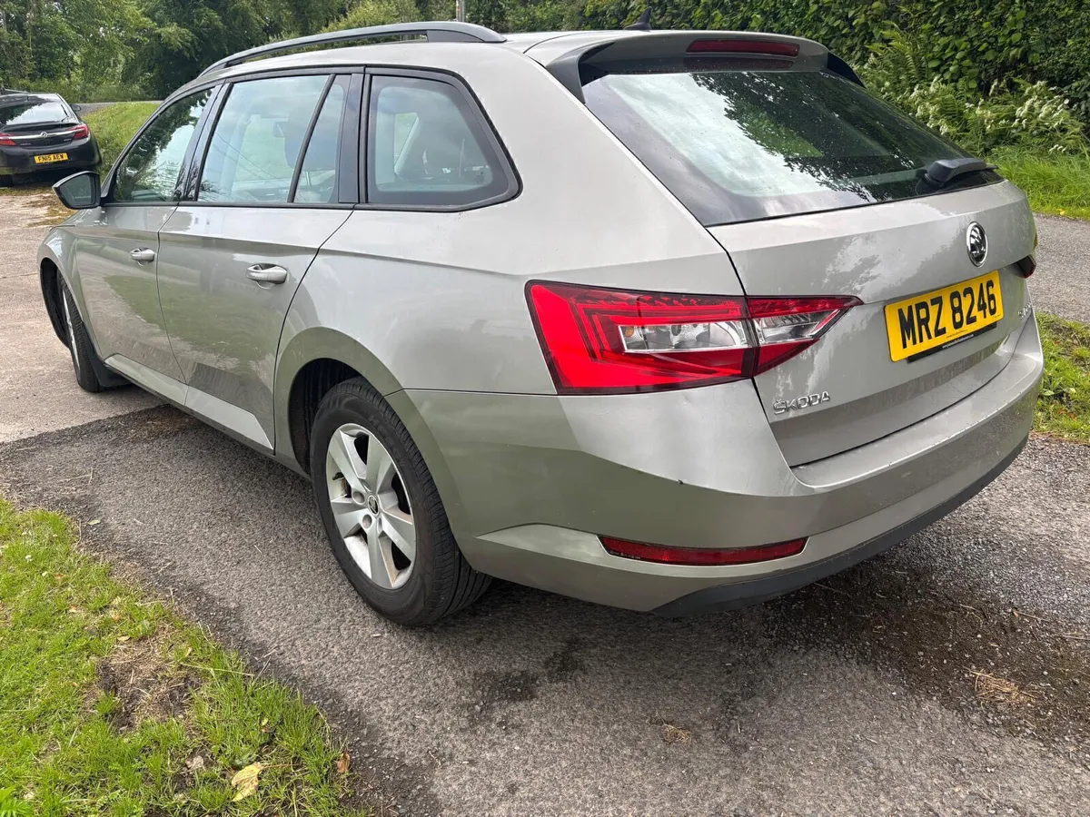 ‘17 Skoda Superb 1.6 S Tdi (LOW NOX) - Image 4