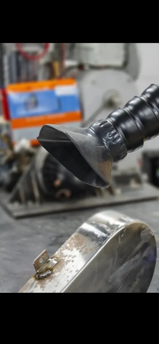 Fume extractor - Image 4