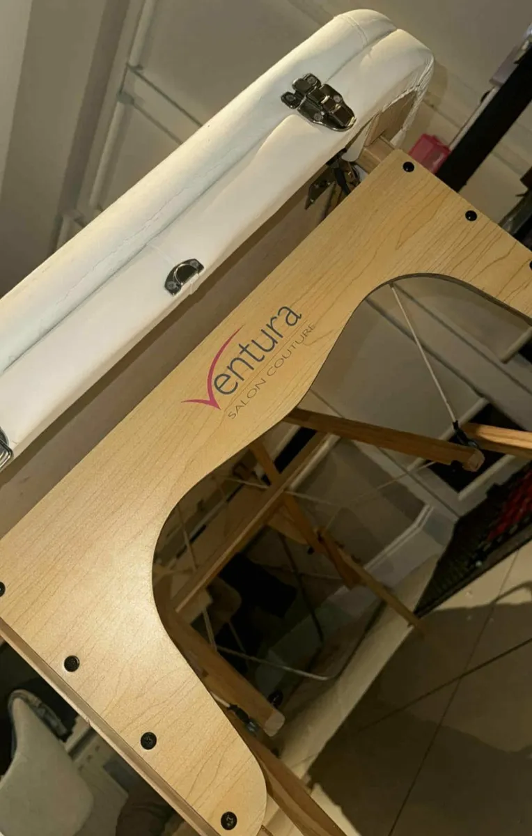 Beauty salon bed - Image 4