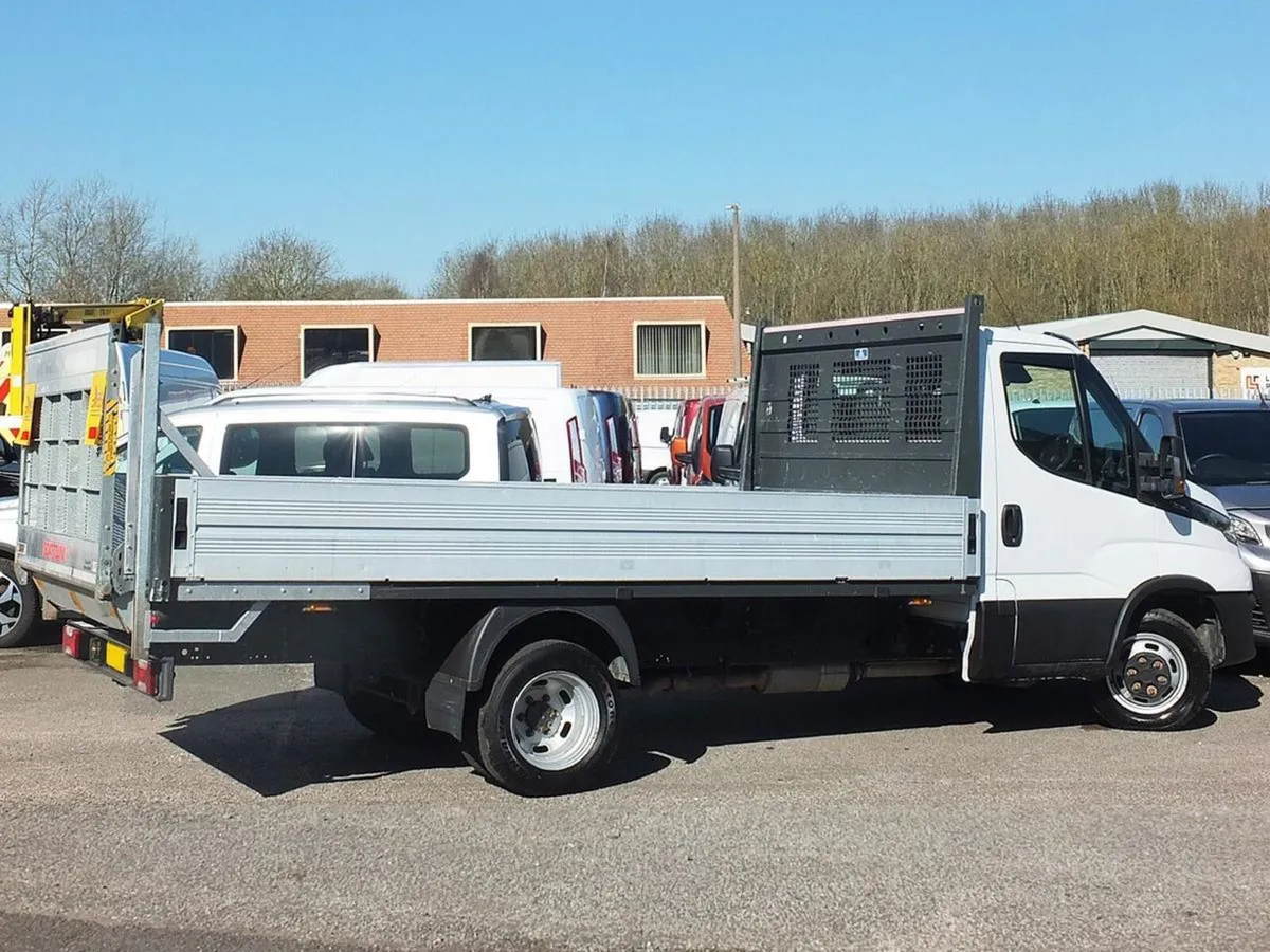 2020 Iveco Daily Dropside Van with Tail Lift - Image 4