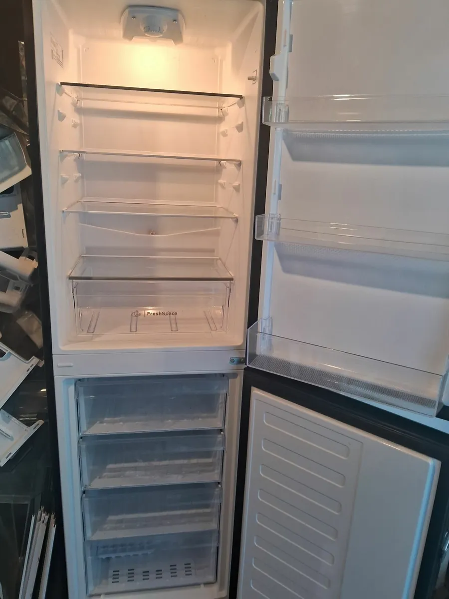 FRIDGE AND FREEZER FULL FROST FREE - Image 3