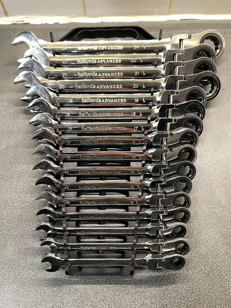 Halfords Advanced 16pc Flex Ratchet Spanner Set - Image 2
