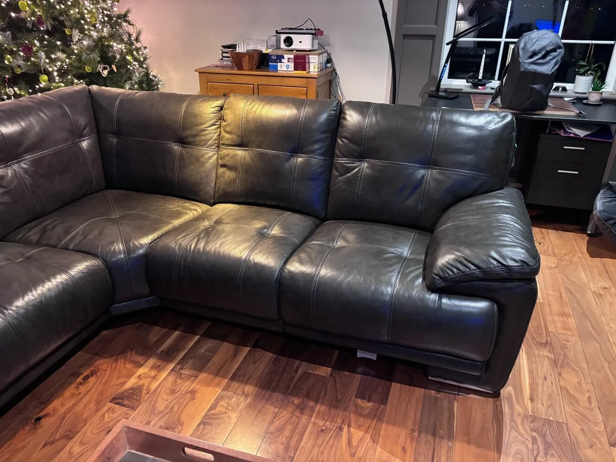 Leather L‑shaped corner sofa - Image 3