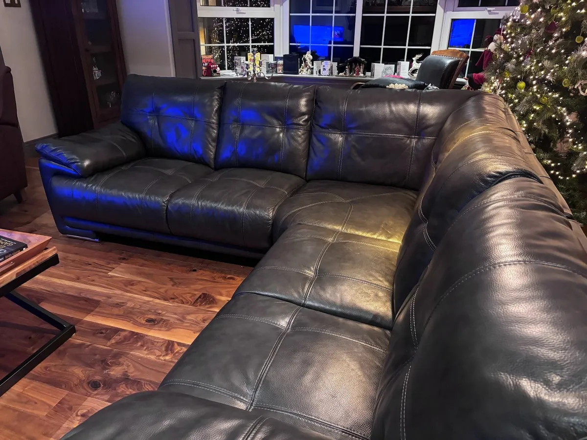 Leather L‑shaped corner sofa - Image 4