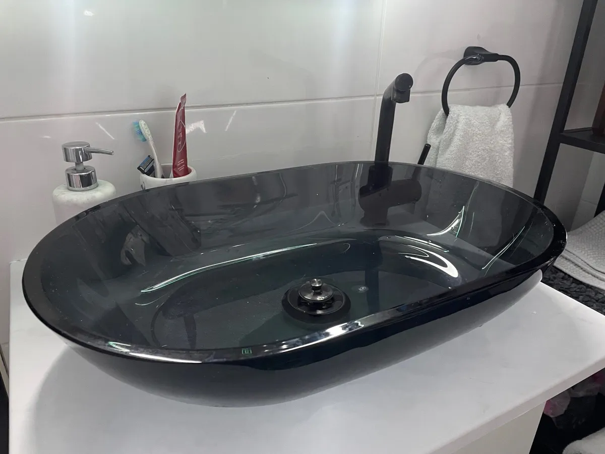 Bathroom items - sink, shower, shelves, towel rail - Image 2