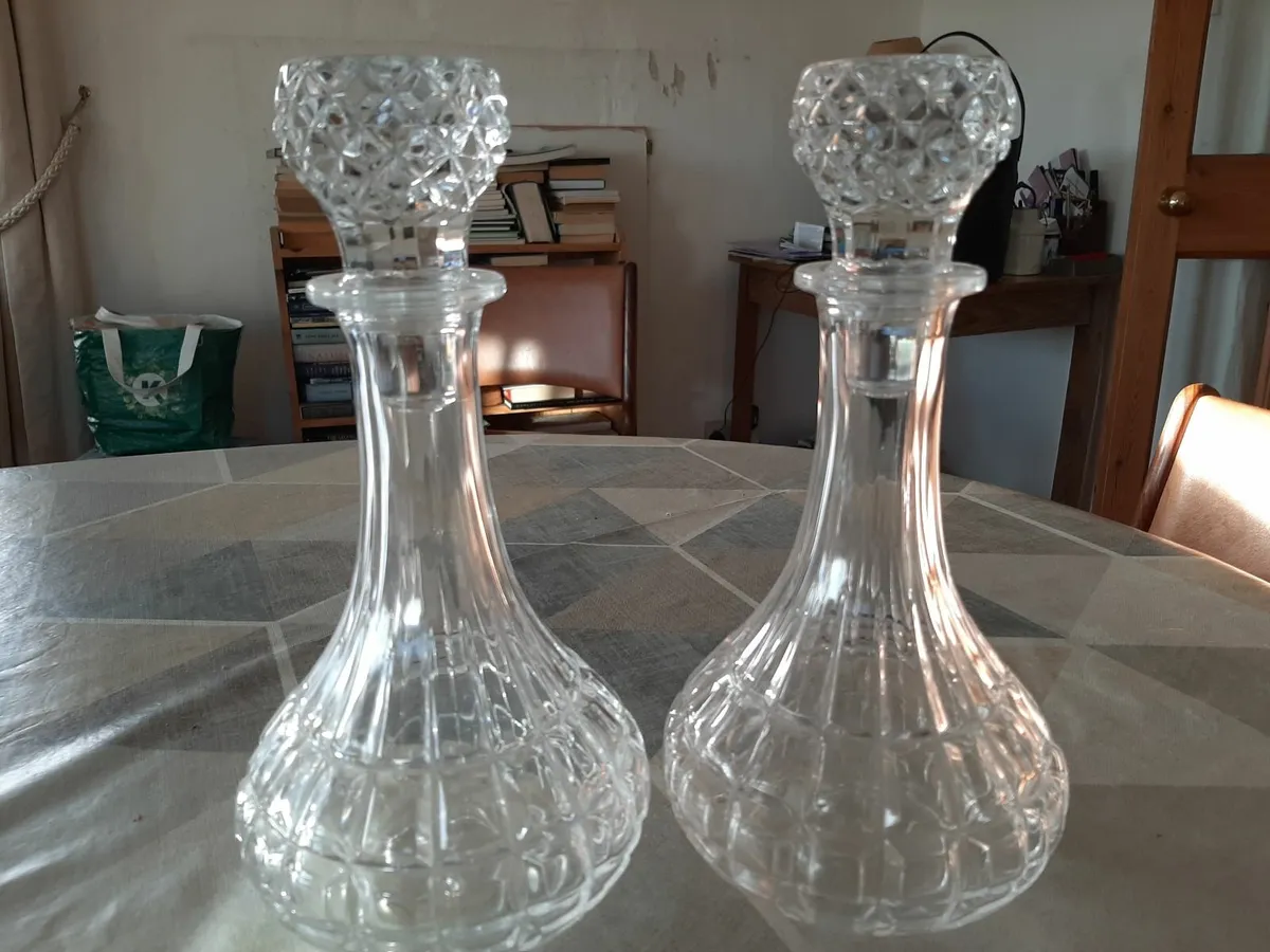 Crystal decanters