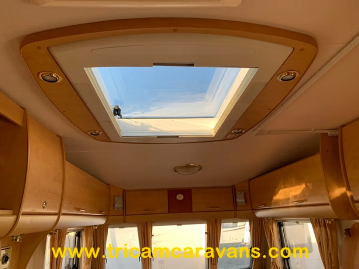 2006 Bailey Pageant Champagne 4 Berth - Image 3