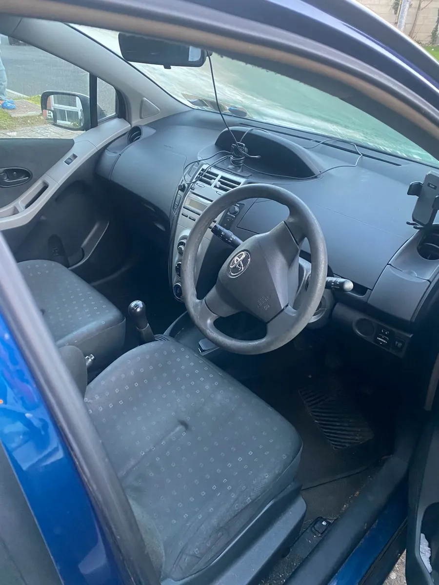Toyota Yaris 2008 - Image 1