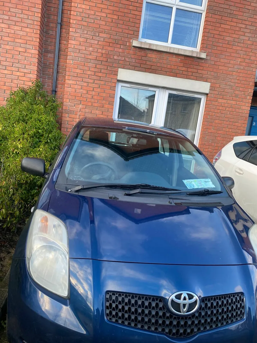 Toyota Yaris 2008 - Image 3