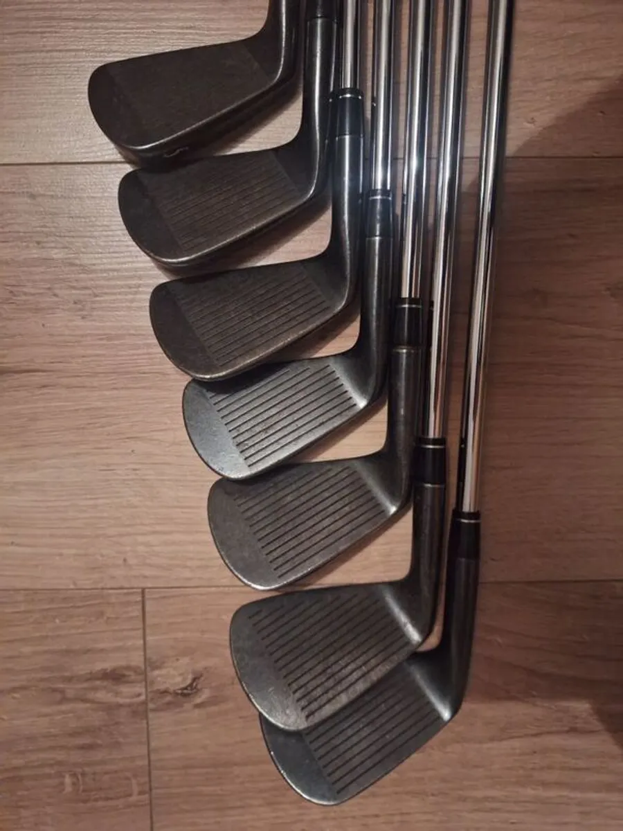 Miura MC-501 irons - Image 3