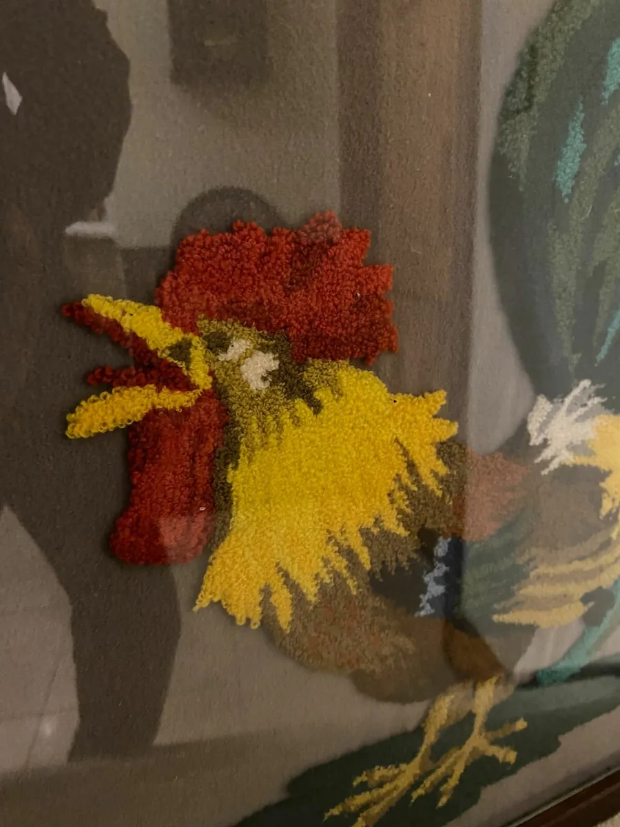 Vintage framed colourful crewel rooster - Image 2