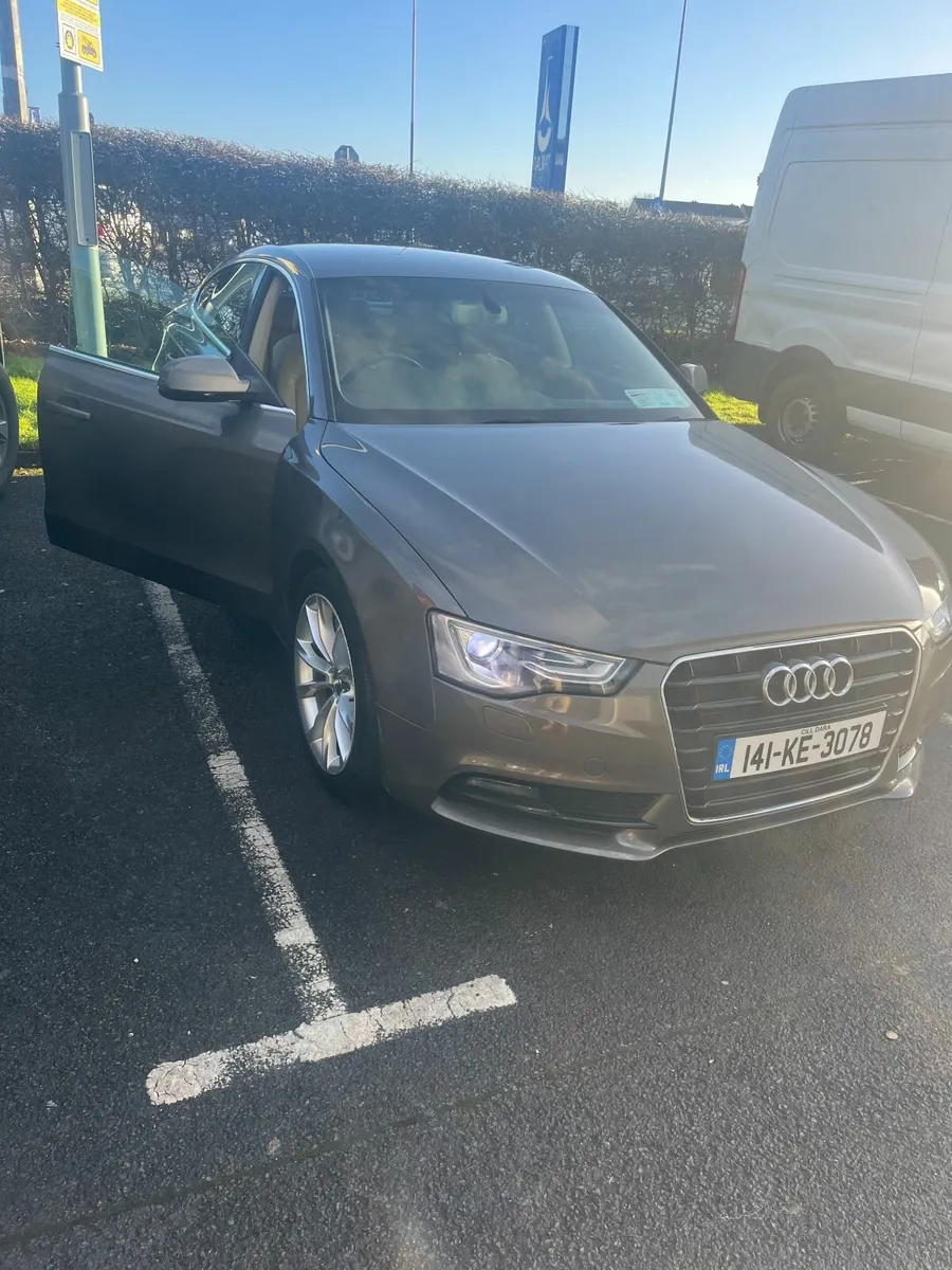 Audi A5 2014 Automatic - Image 2