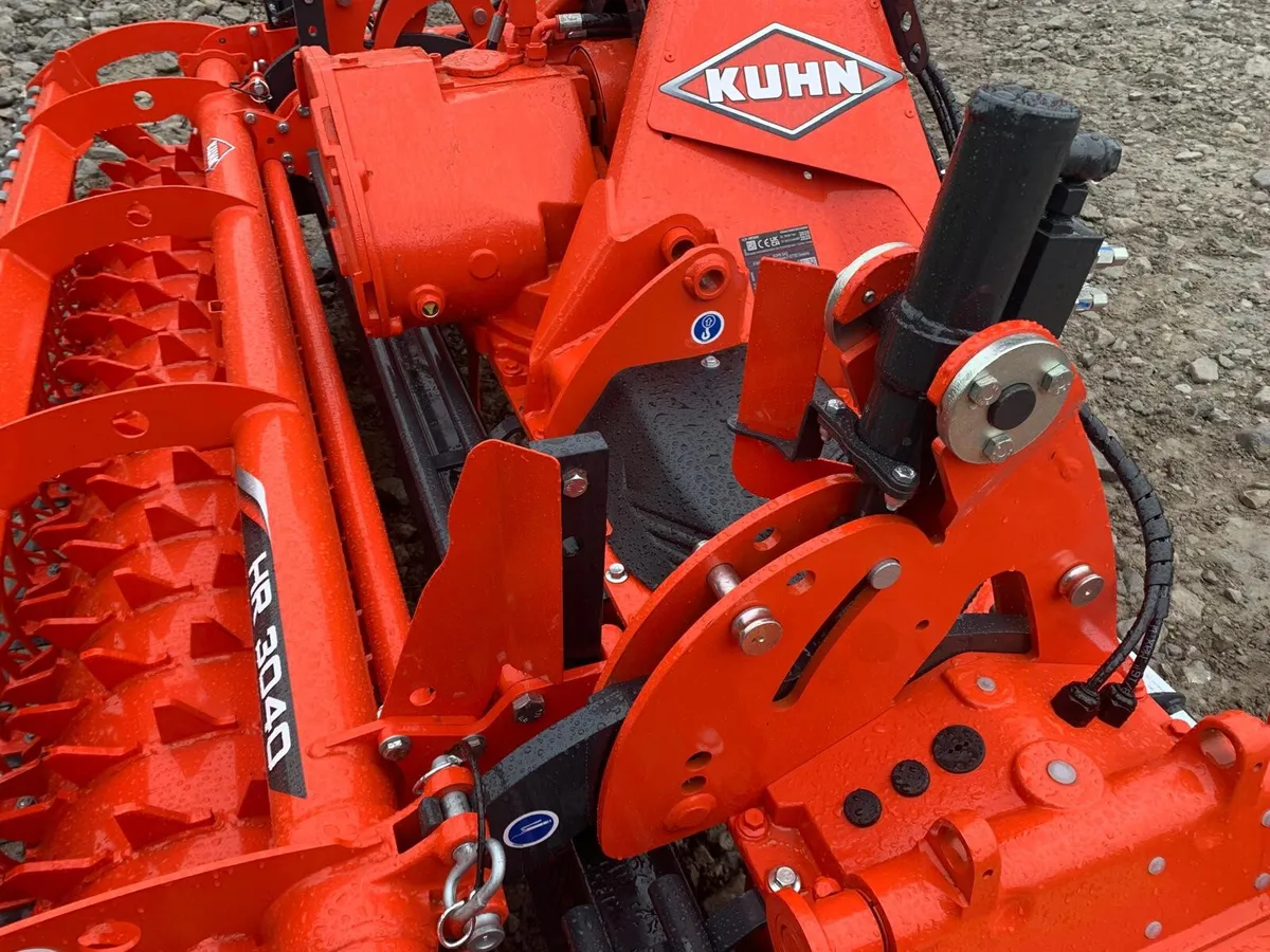 KUHN HR3040, NEW @ 0% - Image 2