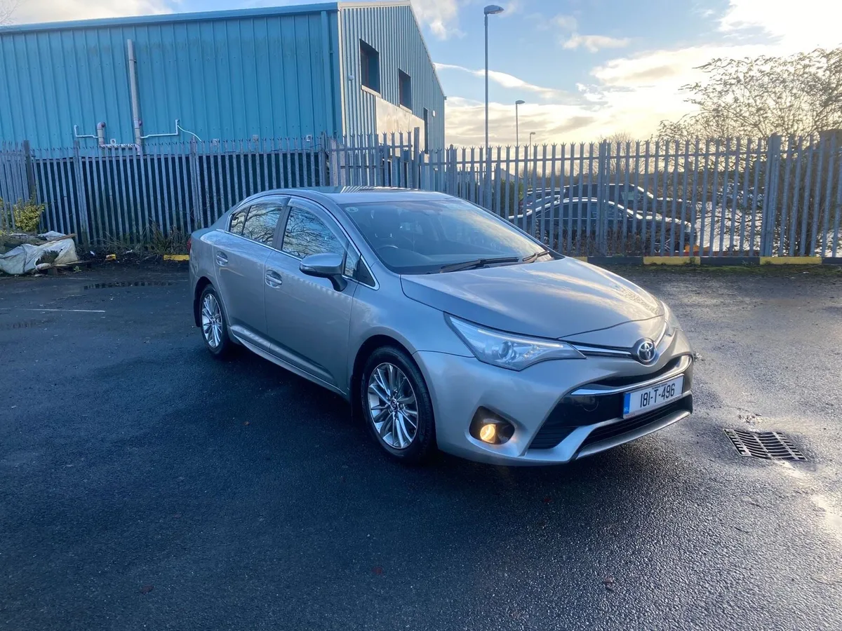 2018 Toyota avensis - Image 1
