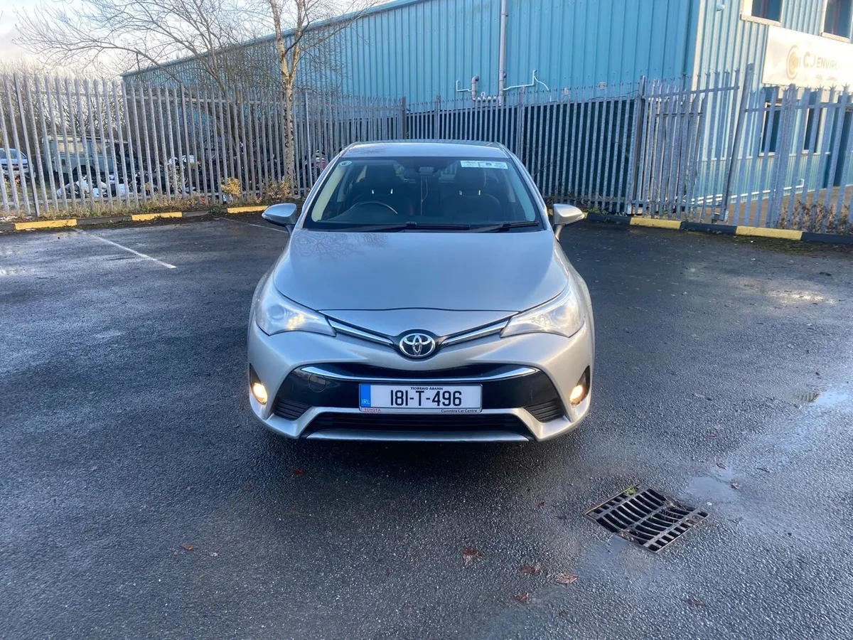 2018 Toyota avensis - Image 2