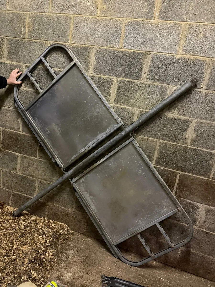 Horse box, 505 dividers/partition - Image 2